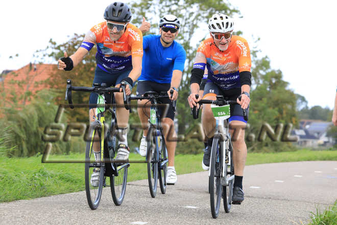 D6698.jpg